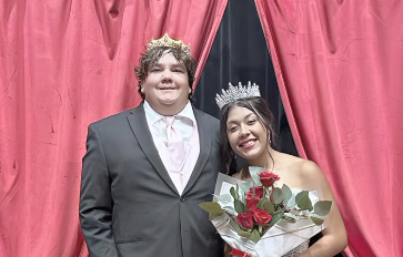 Balliew, Lopez reign as Prom King and Queen