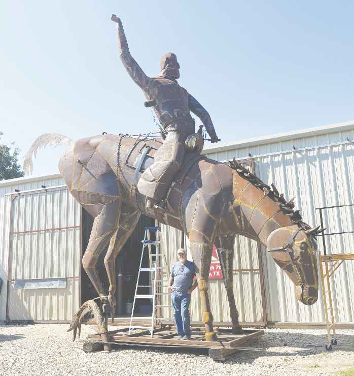 36-foot buckaroo takes shape in Albany