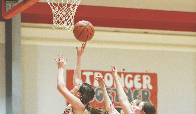 Lady Lions split district games amid icy weather disruptions