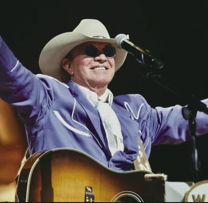 Texas singer-songwriter Gary P. Nunn will kick off the next series for Albany Live at the Aztec Theater with a concert this Saturday night following the Christmas parade. Tickets for the event are limited.