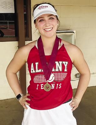 Tennis team plays in Vernon