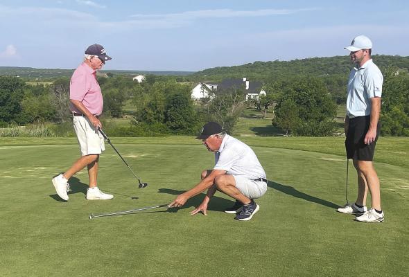 Weekend golf tournament draws 39 teams