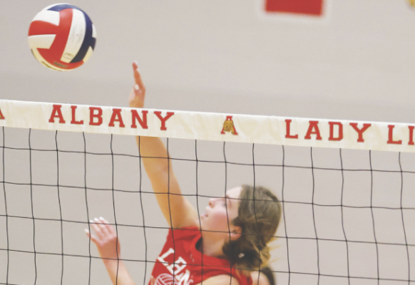 Albany squads battle but fall short at Eastland