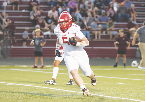Lions run wild, defense stifles Seymour