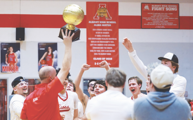 Lions secure district title on senior night